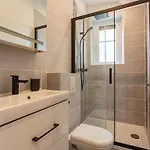 Bel Moderne A 2 Pas De La Et Rue Pietonne, Centre-ville, Calme, Wifi Inclus - Fr-1-4-692 *